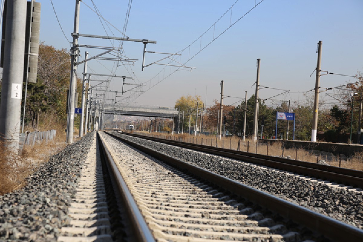 Ankara-Konya Hızlı Tren Demiryolu Üst Yapı İşi Kapsamında Sub-Balast ve balast Üretimi Nakliyesi ve Serme Sıkıştırma İşi